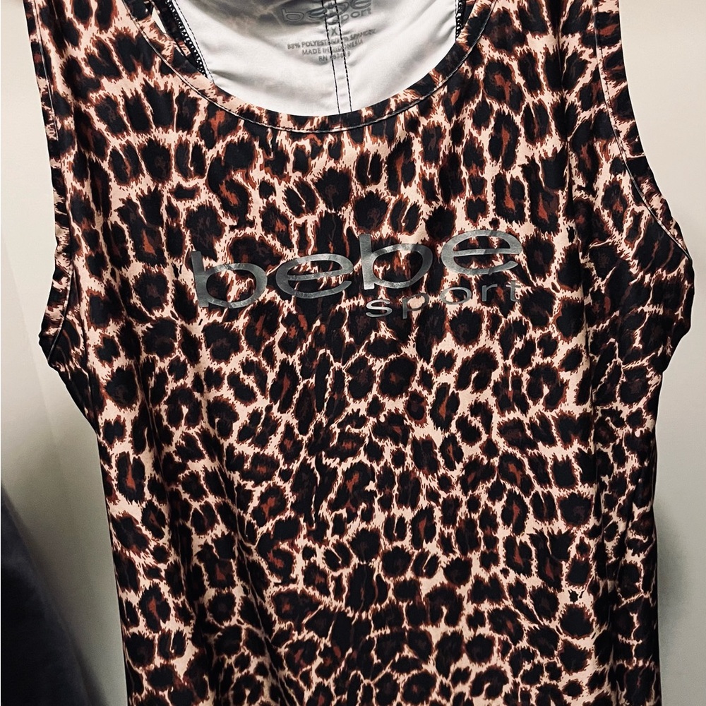 Bebe Women's Leopard Print Top